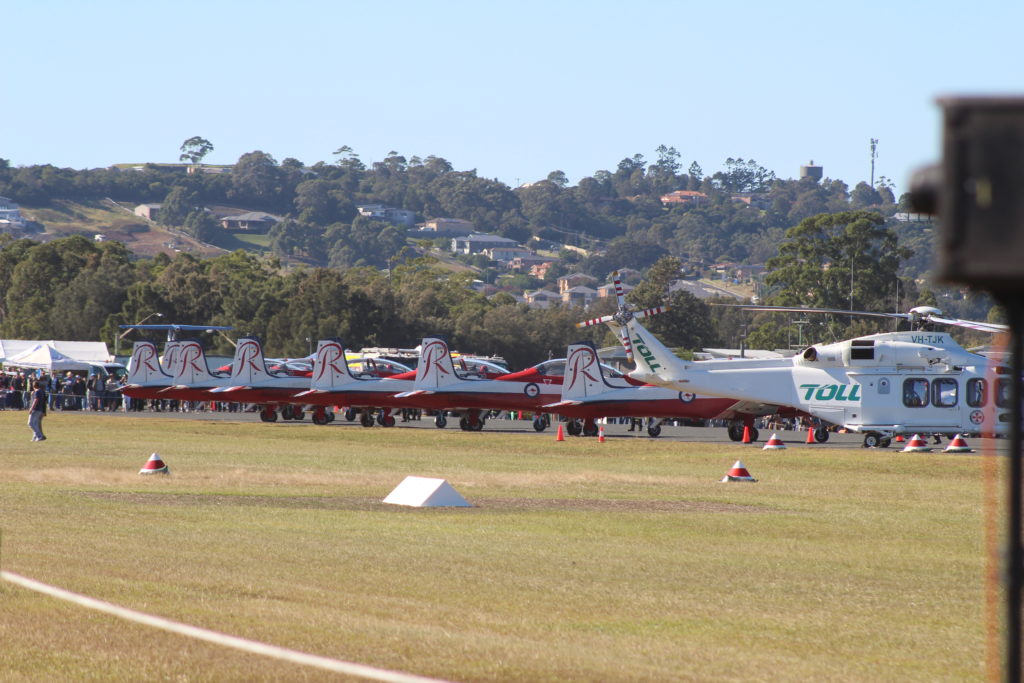 RAAF Roulettes at Wings Over Illawarra 2018