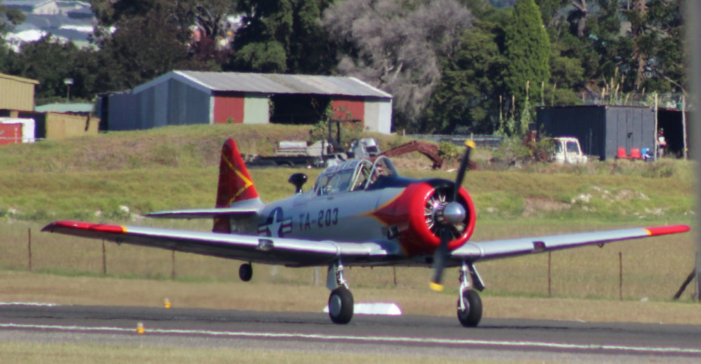 North American T-6 Harvard Wings Over Illawarra 2018 www.destinationsjourney.com