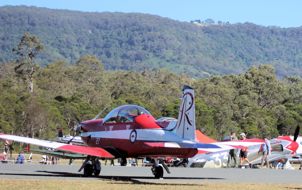 RAAF Roulettes at Wings Over Illawarra 2018