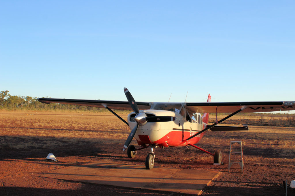 Cessna 207 Four-Wheel Drive Kimberley Safari