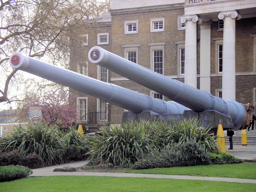 HMS Resolution and HMS Ramillies 15" Guns Imperial War Museum London