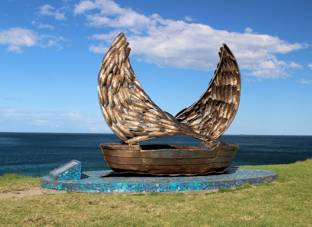 Comradeship Sculpture Coledale Wollongong Illawarra