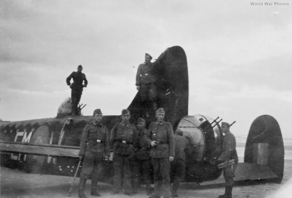 AVRO Manchester L7380 EM-W of 207 Squadron RAF Ameland, Holland September 1941