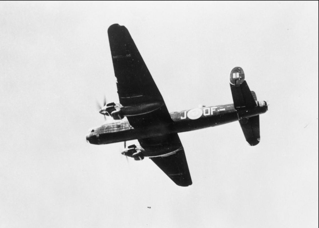 Avro Manchester Mk.I L7382 OF-J of No 97 Squadron RAF