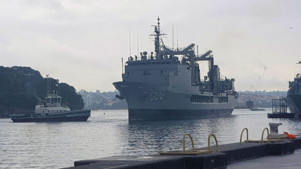 HMAS Success OR 304 Entering Sydney For the Last Time June 16 2019