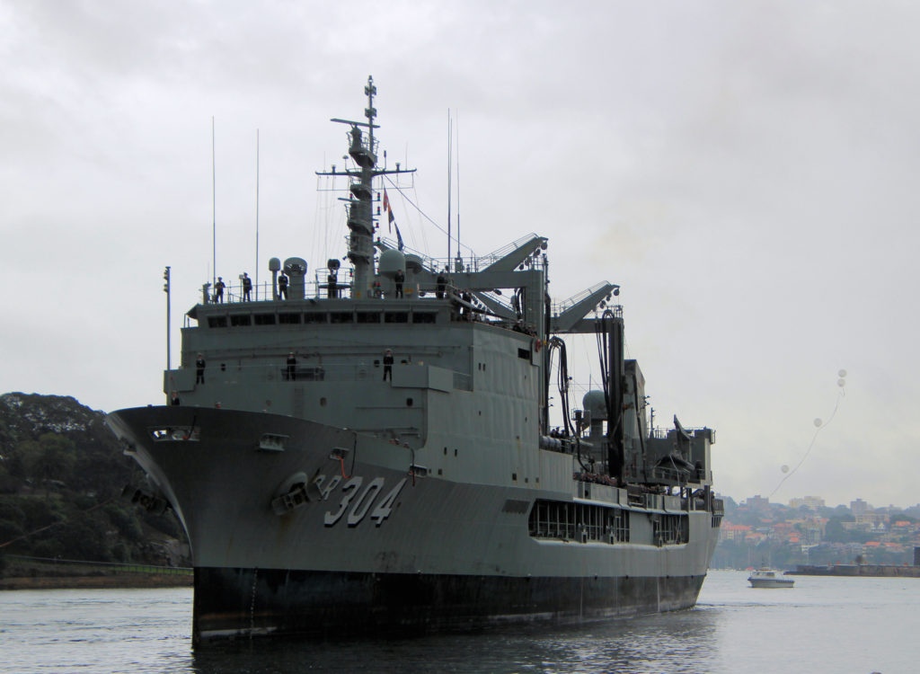 HMAS Success OR 304 Entering Sydney For the Last Time June 16 2019