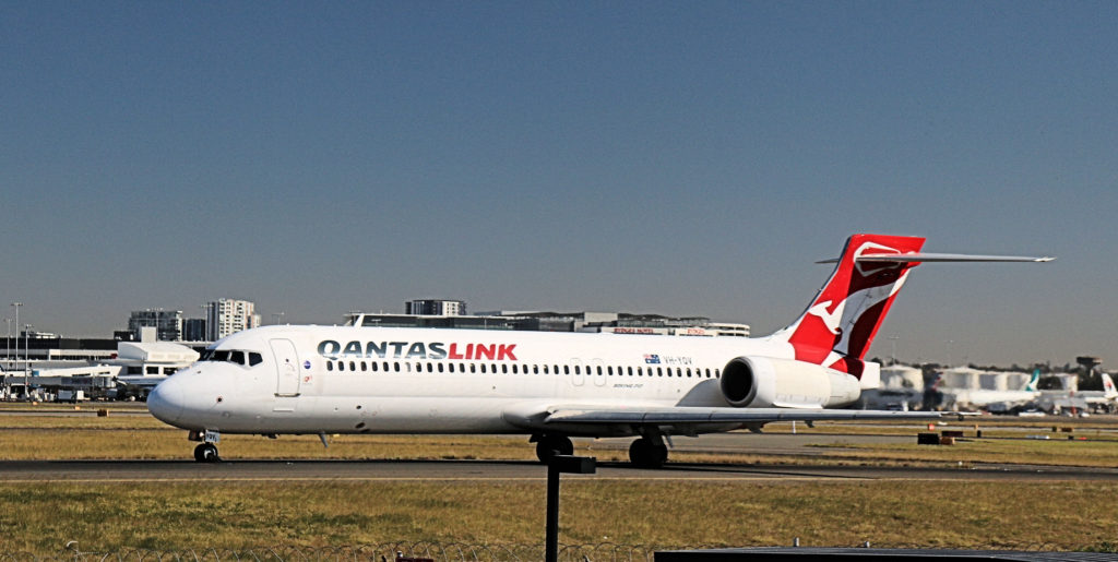 Qantas Link VH-YQV Boeing 717-2BL Sydney Airport August 2019