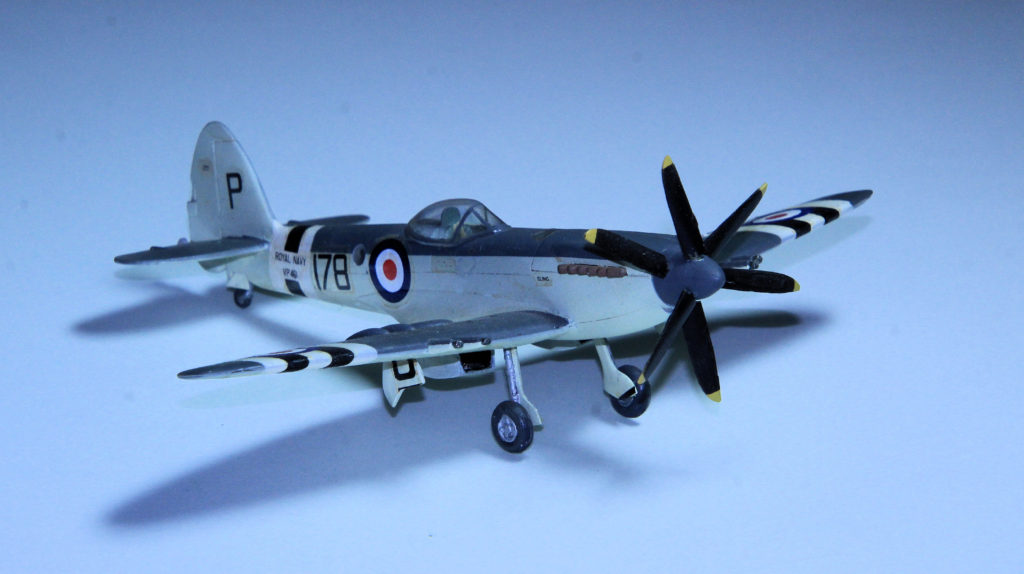 Supermarine Seafire FR Mk 47 178 VP461 of 800 Sqn FAA Plastic Model 1:72 Scale by Jays Models