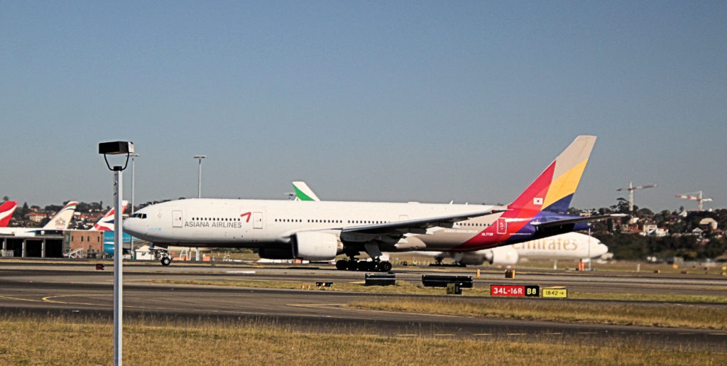 Asiana Airlines HL7739 Boeing 777-28E(ER) Sydney Airport August 2019