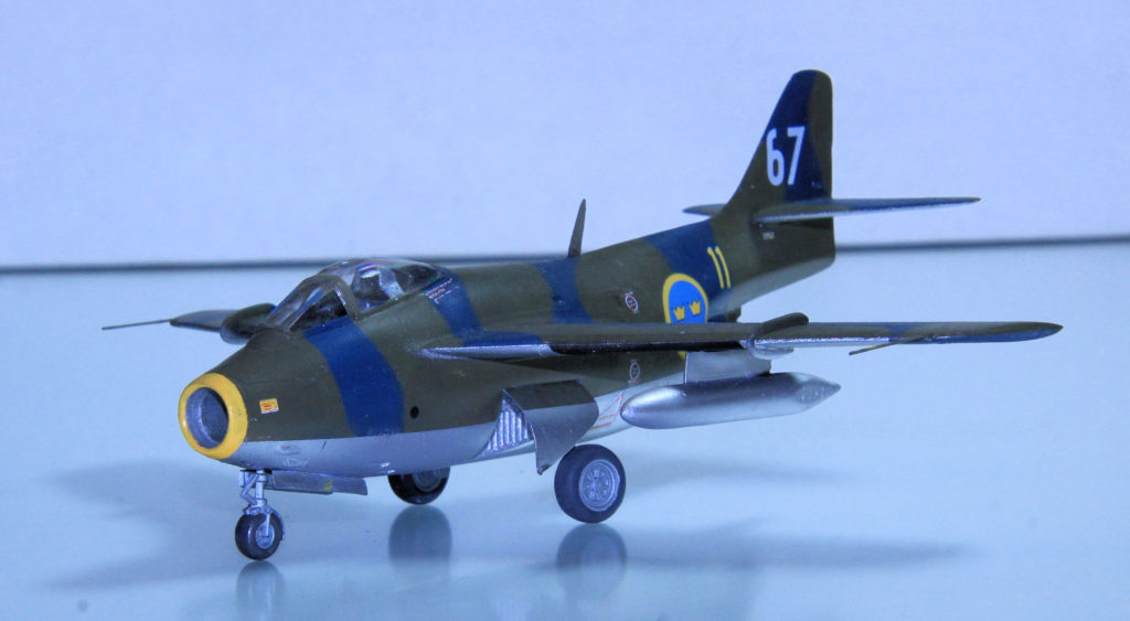 Saab J29 Tunnan 1:72 Scale Model Kit by Airfix