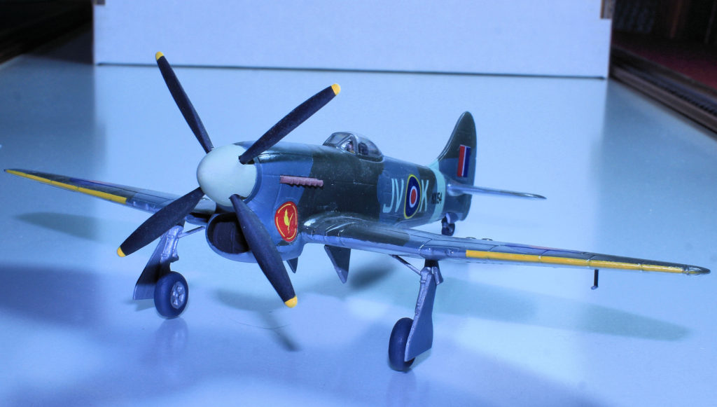 Hawker Tempest Mk.VI of 6 Sqn RAF Nicosia 1945 Model Kit 1:72 Scale