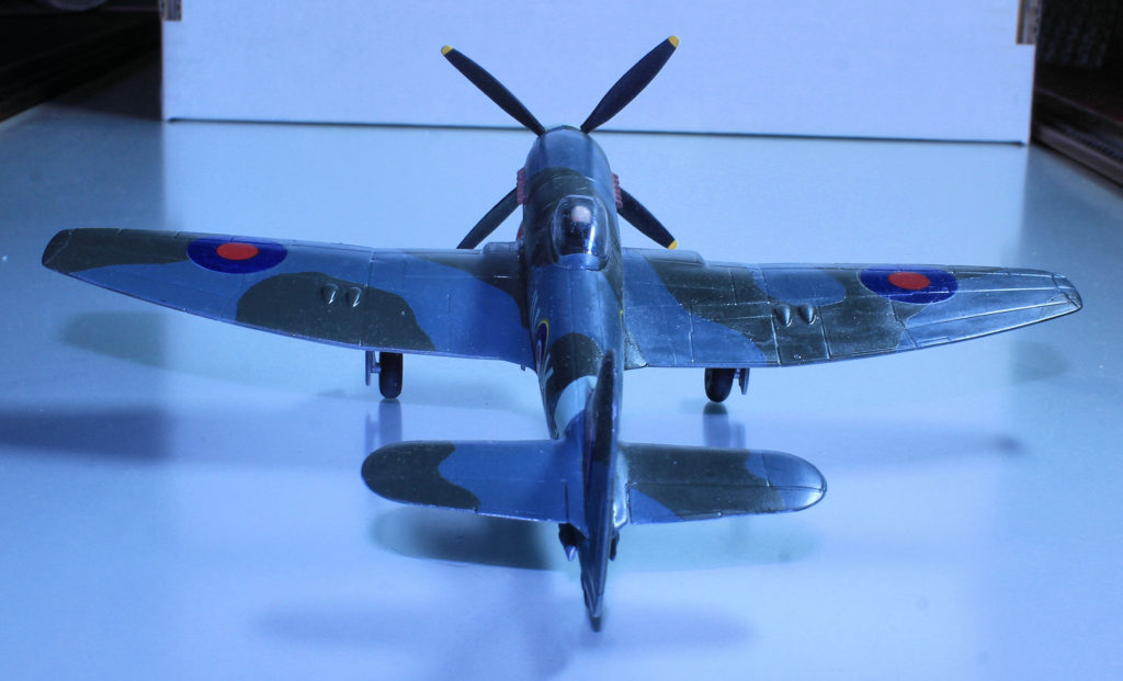 Hawker Tempest Mk.VI of 6 Sqn RAF Nicosia 1945 Model Kit 1:72 Scale