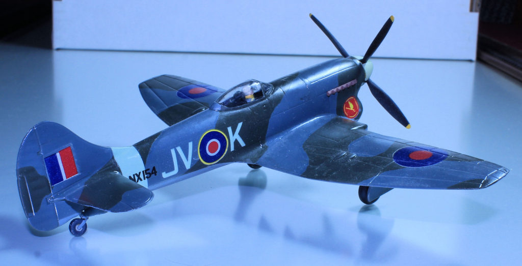 Hawker Tempest Mk.VI of 6 Sqn RAF Nicosia 1945 Model Kit 1:72 Scale