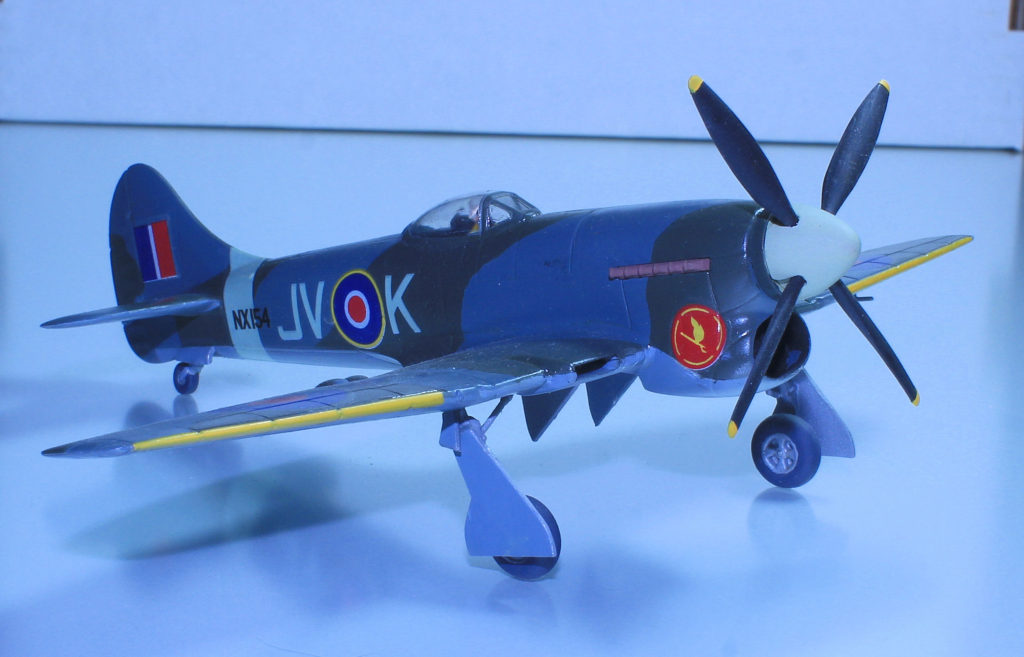 Hawker Tempest Mk.VI of 6 Sqn RAF Nicosia 1945 Model Kit 1:72 Scale