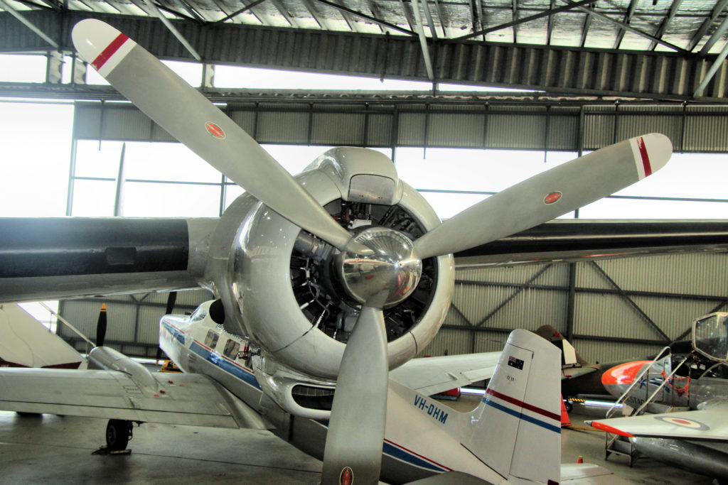 Lockheed Super Constellation Port Engine