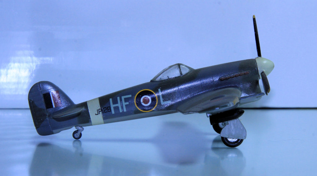 Hawker Typhoon IB JP218 HF-L of 182 Sqn RAF Model Kit by Airfix 1/72 Scale