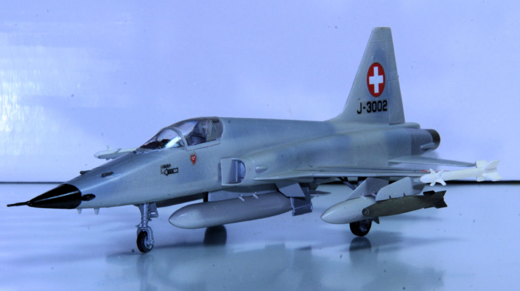 Northrop F-5E Tiger II J-3002 of the Swiss Air Force. Model Kit by Italeri 1/72 Scale