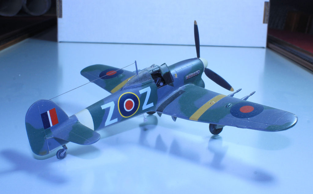 Hawker Typhoon 1b Car-Door 266 Sqn. R7698 / Z-Z (W/Cdr. D.E. Gillam) Duxford 1942 1:72 Scale Model by Pavla