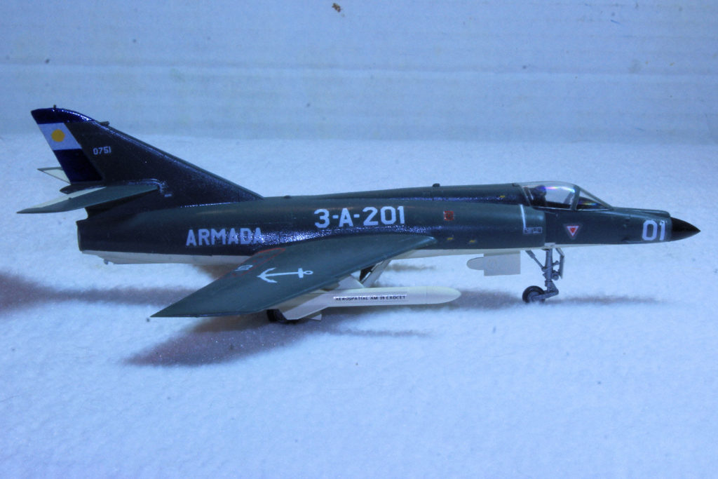 Dassault-Breguet Super Etendard 1/72 Scale Model by Academy 2 Esc. Aeronaval de Caza y Ataque, 3 Escuadra Aeronaval