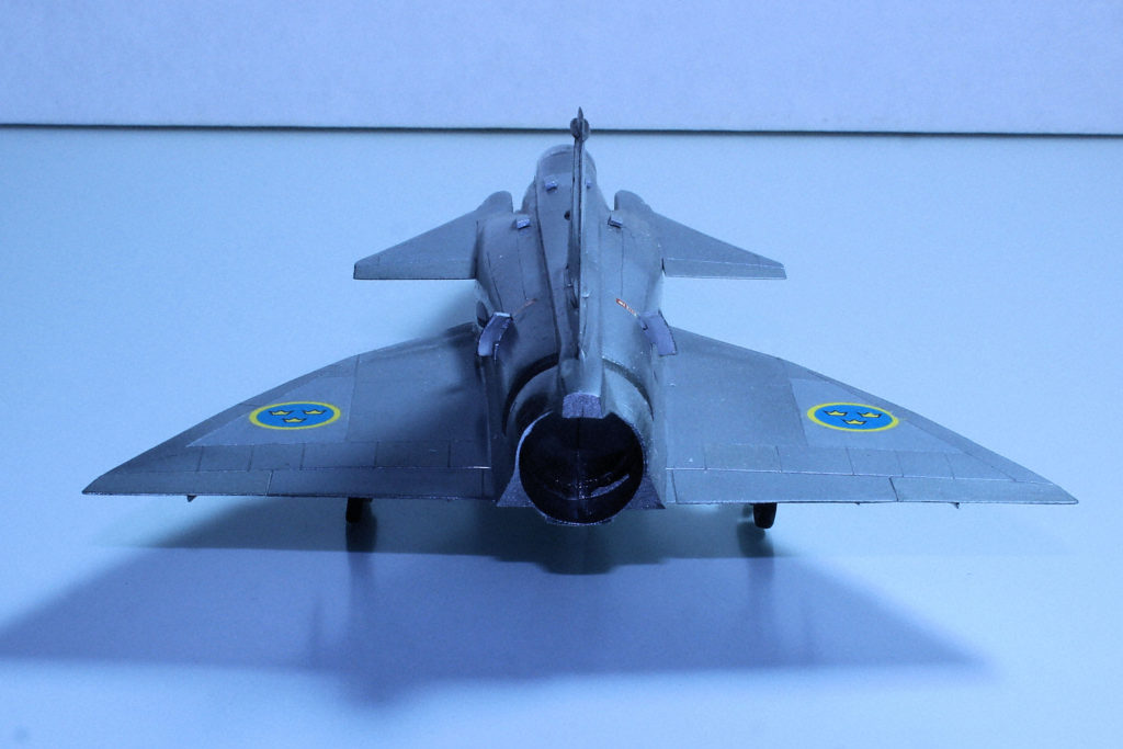 Saab AJ-37 Viggen 1/72 Scale Model by Hasegawa