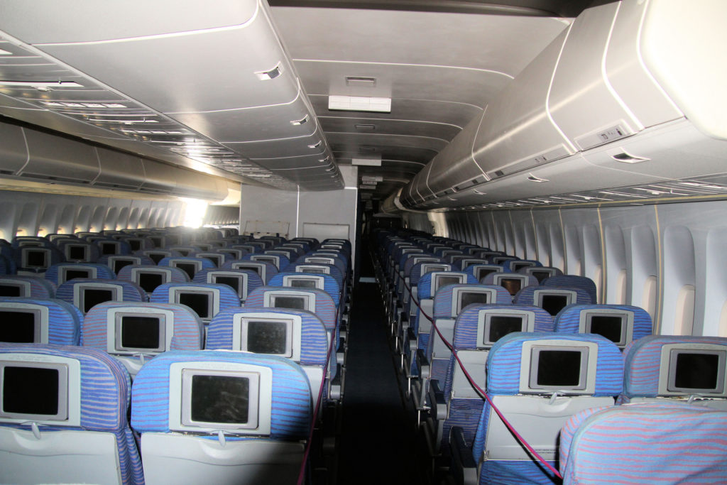 Boeing 747-438 “VH-OJA, City of Canberra” Passenger Cabin