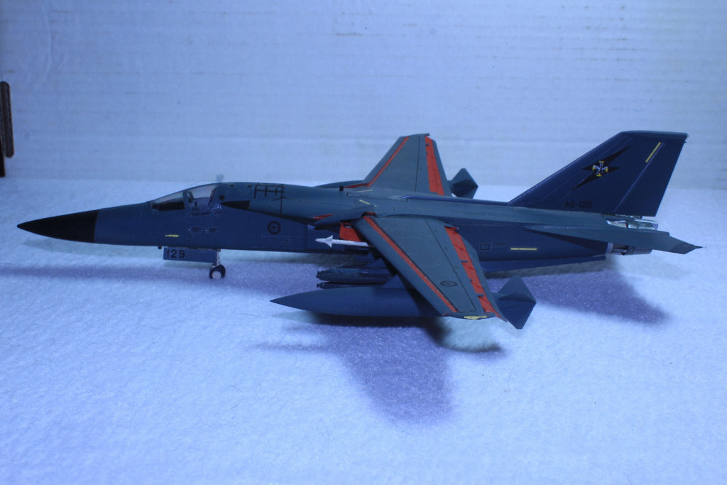 General Dynamics F-111C Aardvark of RAAF 1 Sqn., 82 Wing A8-129 1/72 Scale Model by Hasegawa