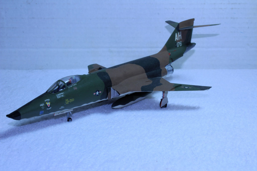 McDonnell-Douglas RF-101C Voodoo USAF 45 TRS, 460 TRW 56176 1/72 Scale Model by Hasegawa