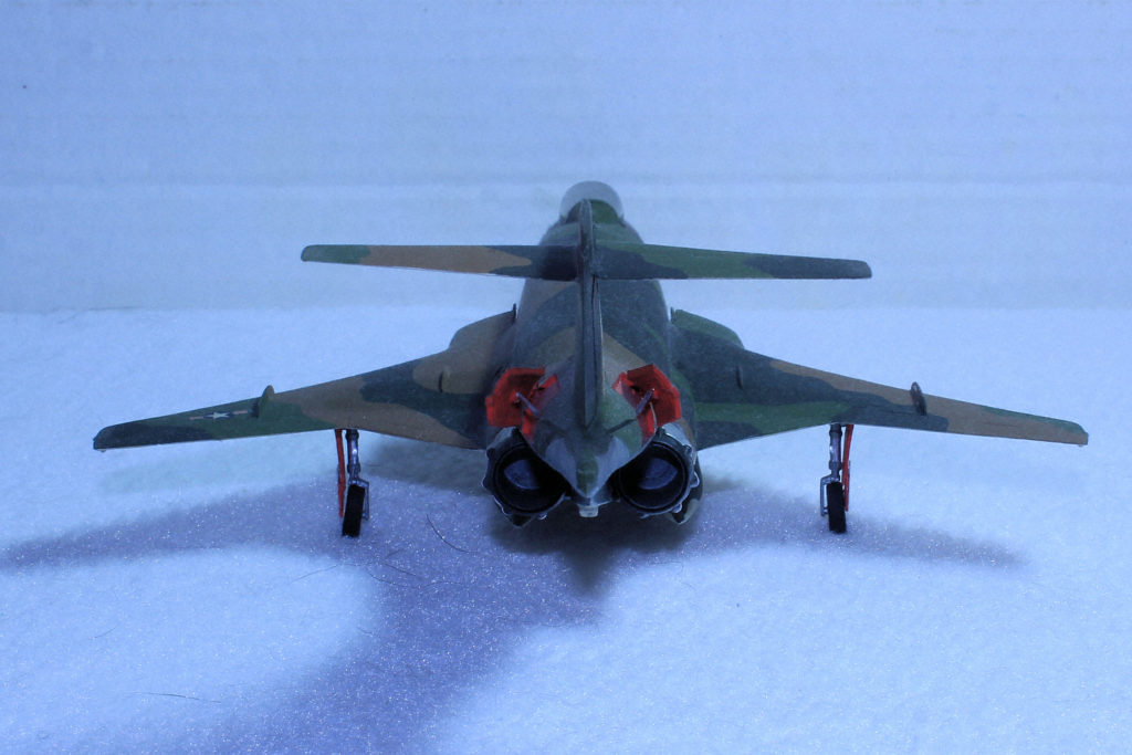 McDonnell-Douglas RF-101C Voodoo USAF 45 TRS, 460 TRW 56176 1/72 Scale Model by Hasegawa