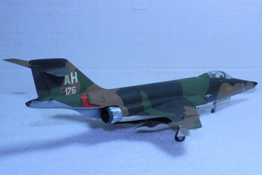 McDonnell-Douglas RF-101C Voodoo USAF 45 TRS, 460 TRW 56176 1/72 Scale Model by Hasegawa