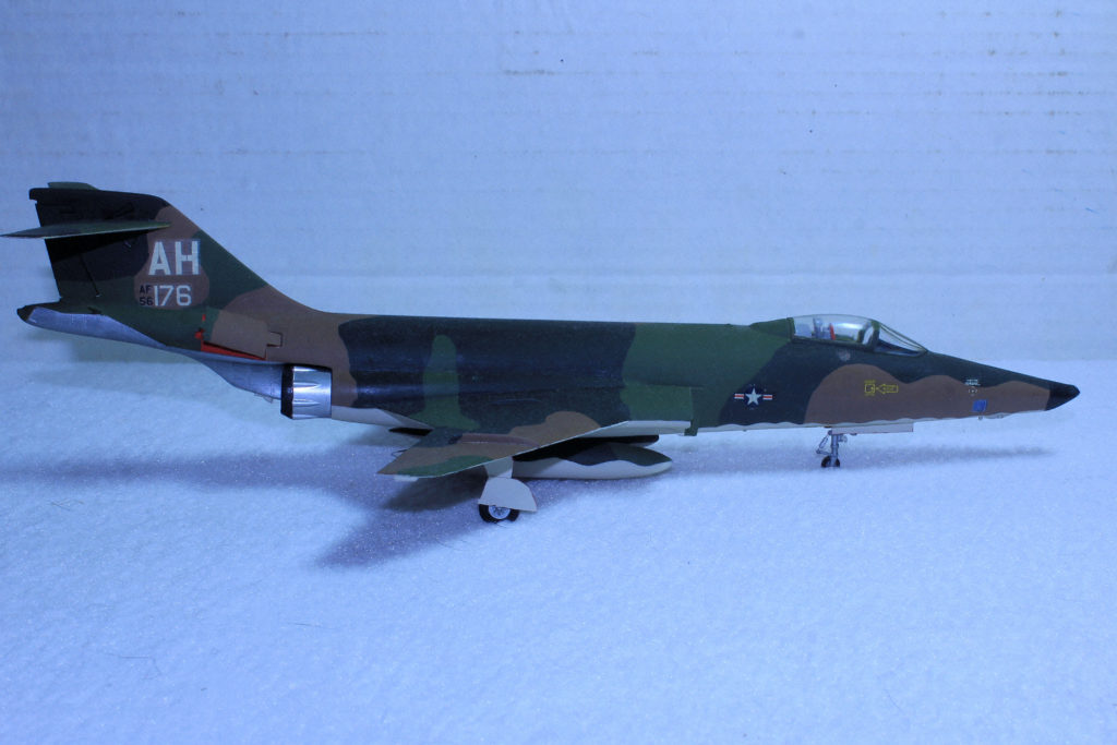 McDonnell-Douglas RF-101C Voodoo USAF 45 TRS, 460 TRW 56176 1/72 Scale Model by Hasegawa