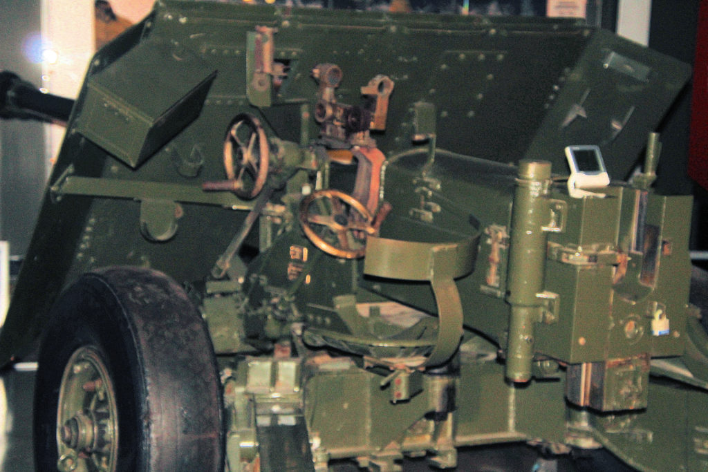 17-Pounder Anti-Tank Gun Australian Army Infantry Museum