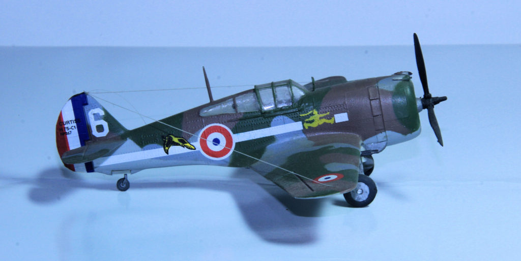 Curtiss P-36/H.75 Hawk Armée de l'Air de Vichy GC 2/4 Lafayette No.267/White 6 (SLt. Camille Plubeau) Casablanca 1941 1/72 Scale Model by Smer