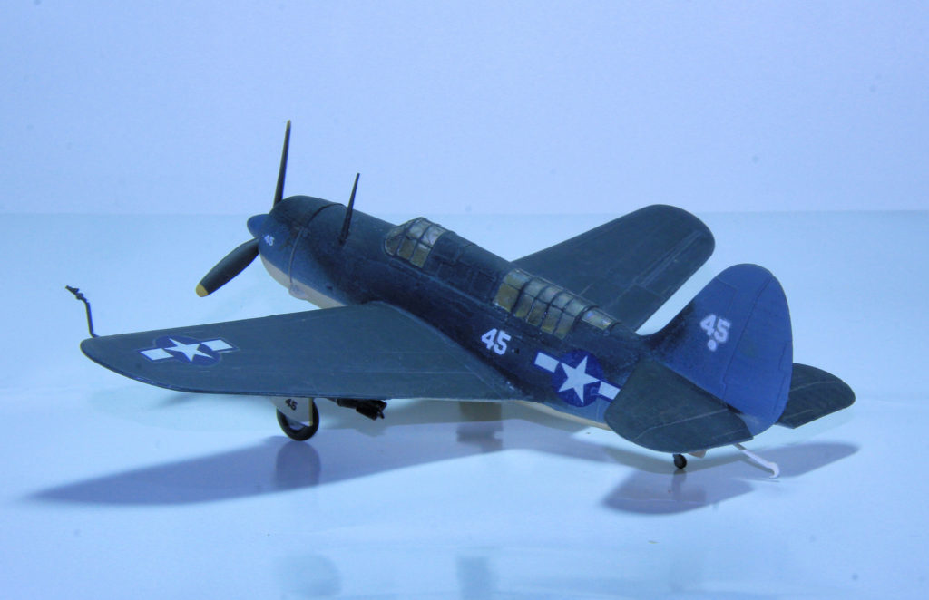 Curtiss SB2C-1 Helldiver Sqn. VB-4 45 USS Hornet 1943 1/72 Scale Model