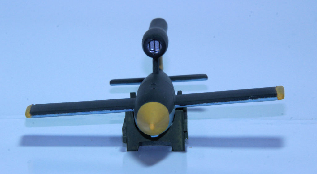 Fieseler Fi 103 V1 Buzz bomb 1/72 Scale Model