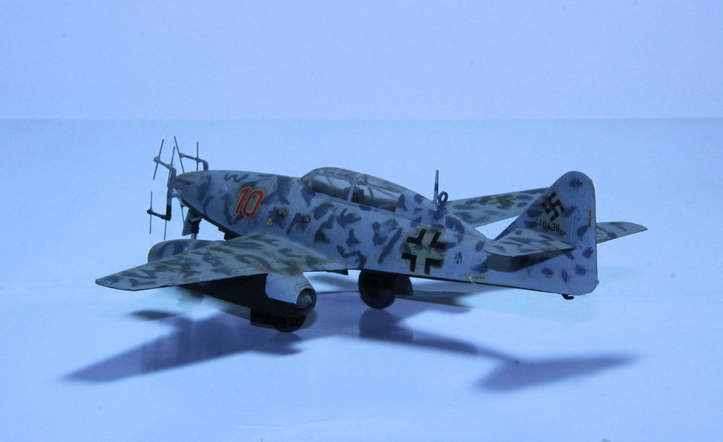 Messerschmitt Me 262 of 10./NJG 11 W.Nr.110635/Red 10 1/72 Scale Model by Hasegawa