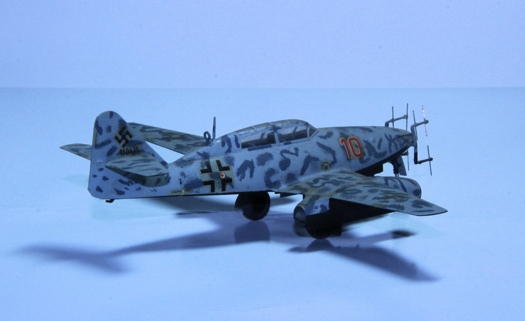 Messerschmitt Me 262 of 10./NJG 11 W.Nr.110635/Red 10 1/72 Scale Model by Hasegawa