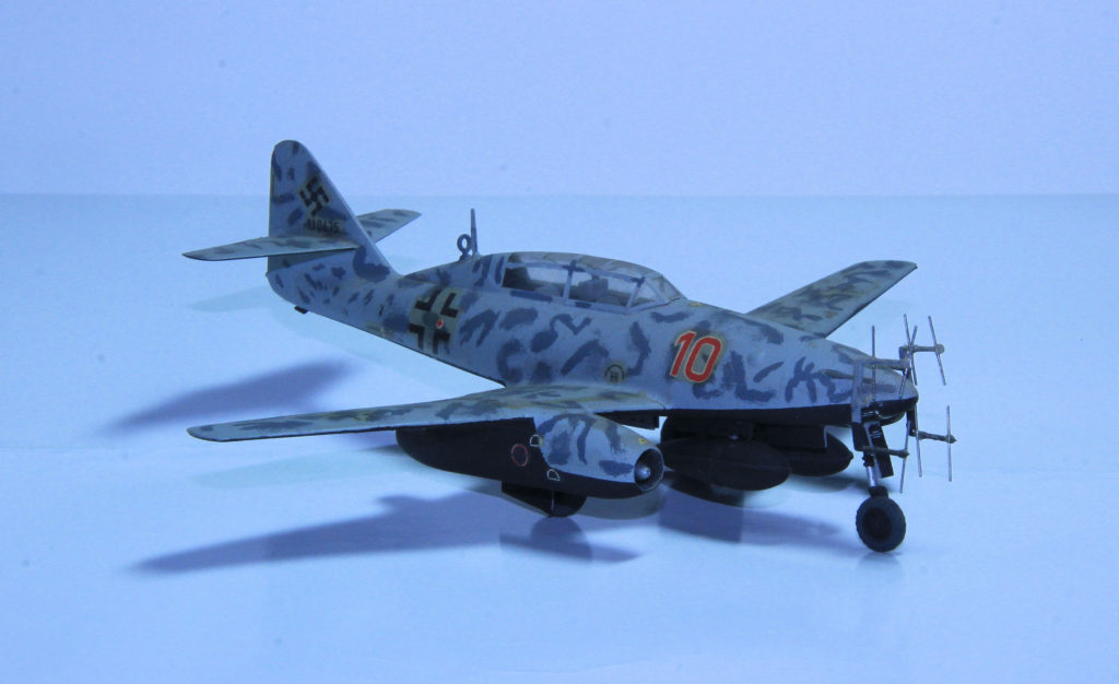 Messerschmitt Me 262 of 10./NJG 11 W.Nr.110635/Red 10 1/72 Scale Model by Hasegawa