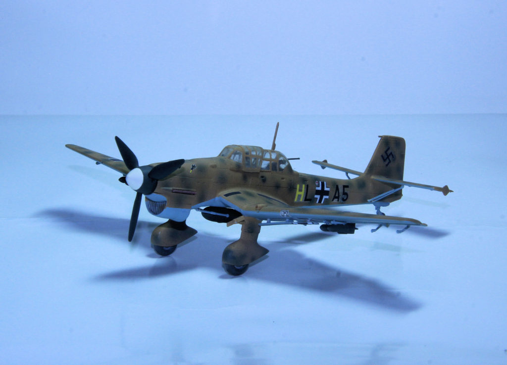 Junkers Ju-87 B2/R2 Dive Bomber 1/72 Scale Model by Italeri 3./St.G 1 A5+HL North Africa 1942