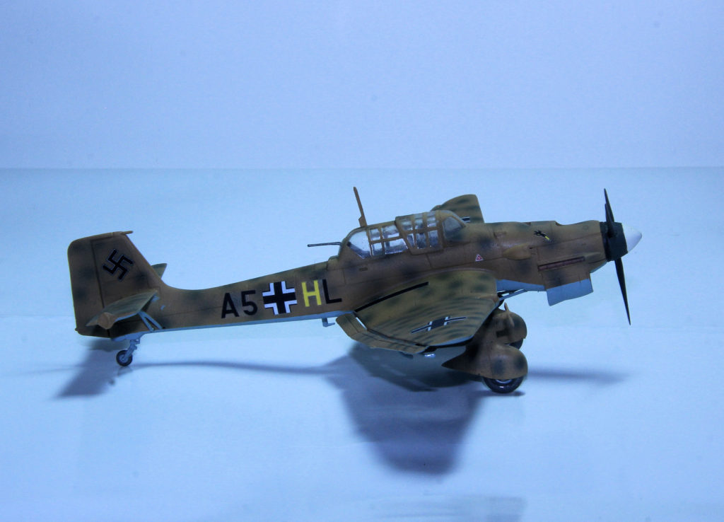 Junkers Ju-87 B2/R2 Dive Bomber 1/72 Scale Model by Italeri 3./St.G 1 A5+HL North Africa 1942