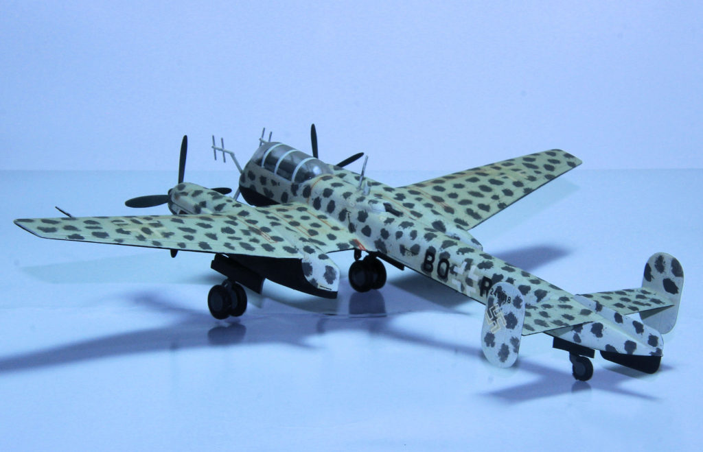 Arado Ar 240C-02 Nightfighter BO+RC 1943 1/72 Scale Model by Revell