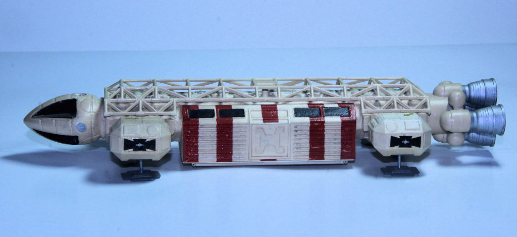 Space:1999 Eagle Transporter 1/110 Scale Model by IMAI