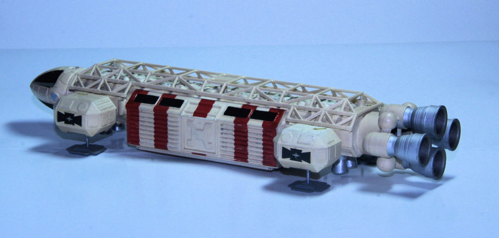 Space:1999 Eagle Transporter 1/110 Scale Model by IMAI