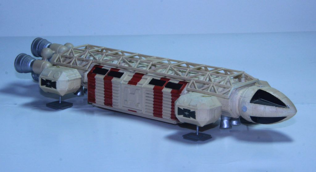 Space:1999 Eagle Transporter 1/110 Scale Model by IMAI