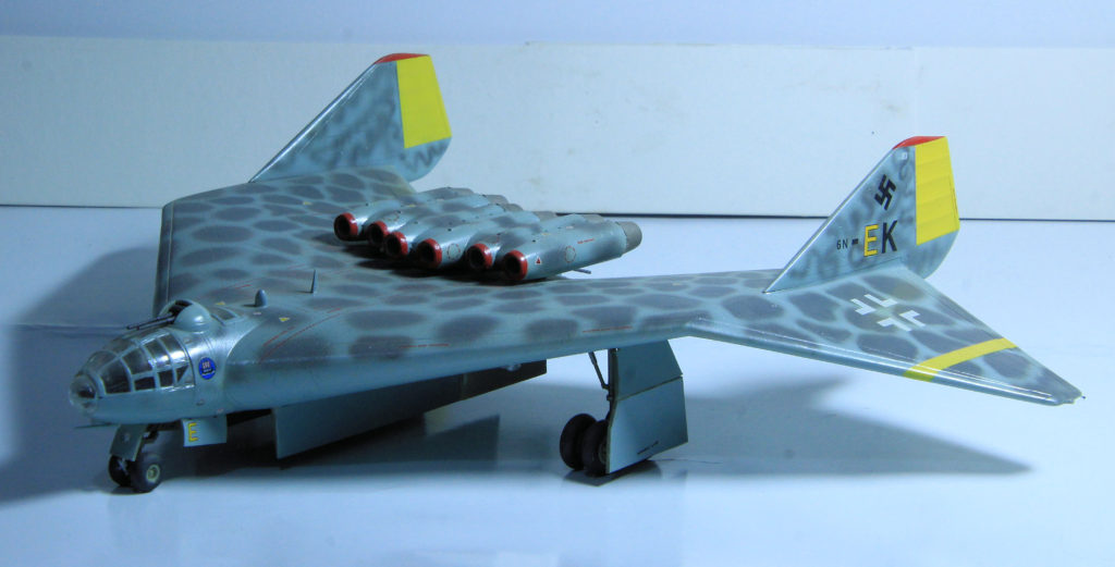 Arado E.555 Of 1./KG 100 6N+EK 1/72 Scale Model by Revell