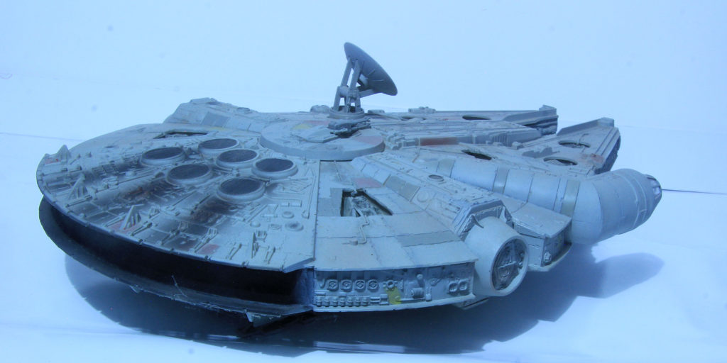 Star Wars Millennium Falcon 1/58 Scale Model by AMT/ERTL