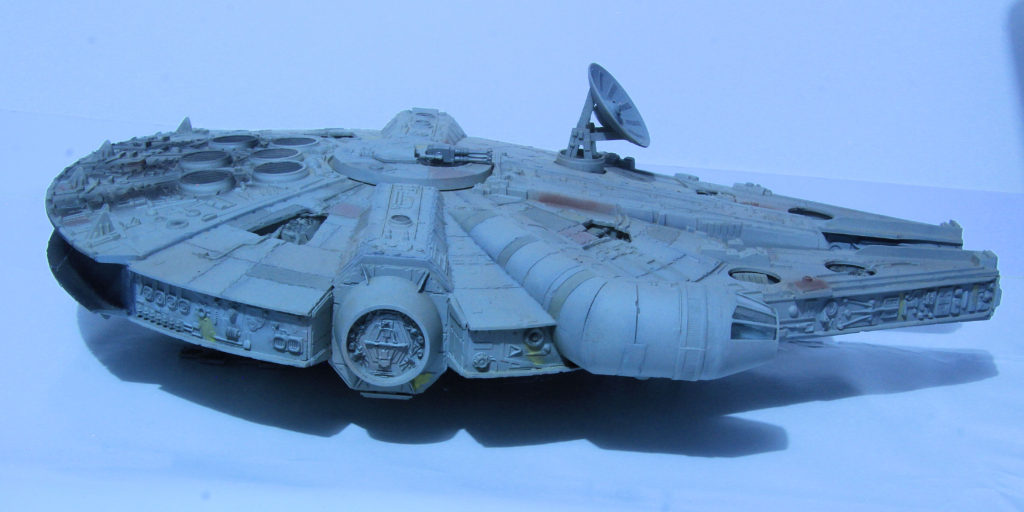 Star Wars Millennium Falcon 1/58 Scale Model by AMT/ERTL