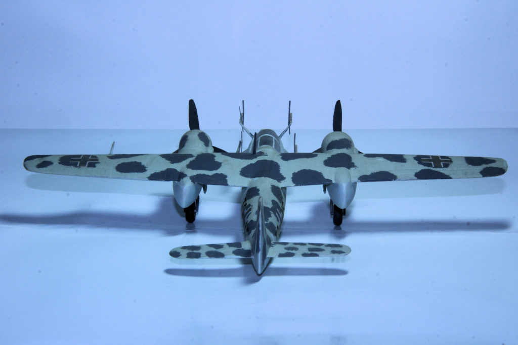 Focke Wulf Ta 154 TQ+XW 1/72 Scale Model by Pioneer 2