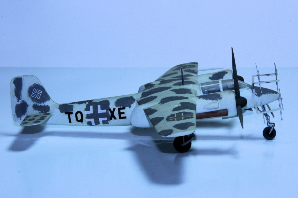 Focke Wulf Ta 154 TQ+XW 1/72 Scale Model by Pioneer 2