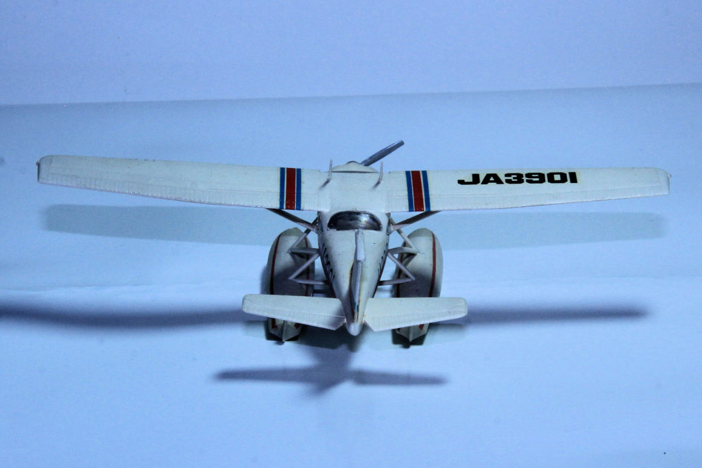 Cessna 172 Sea Plane 1/72 Scale Model by Arii