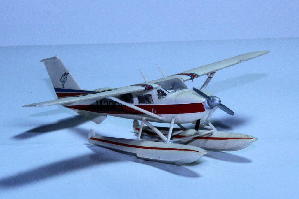 Cessna 172 Sea Plane 1/72 Scale Model by Arii